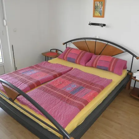 Apartman In With Balcony, Air Conditioning, Wifi, Washing Machine